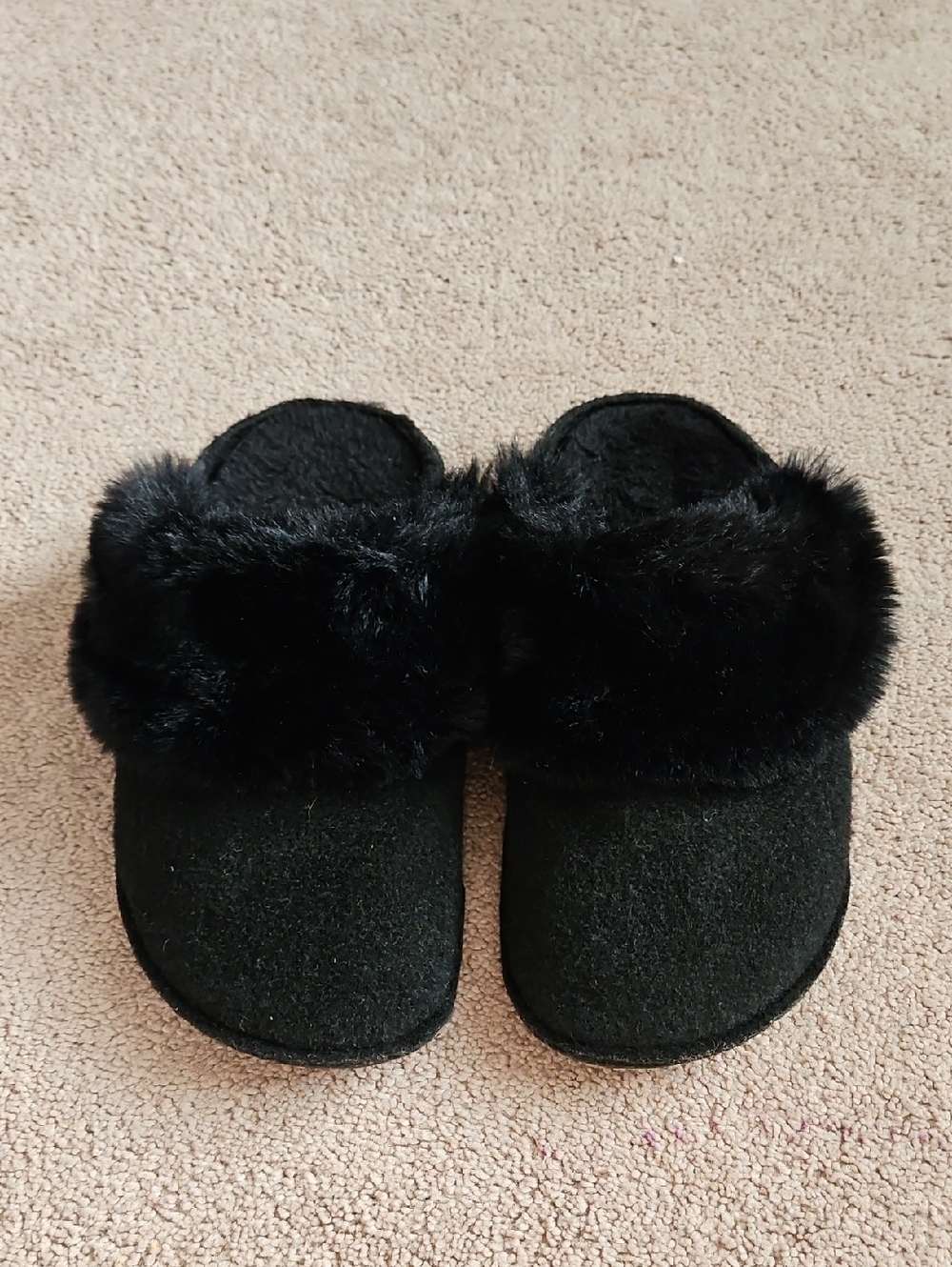 Crocs Black Faux-Fur Slippers - Cozy Indoor Slides